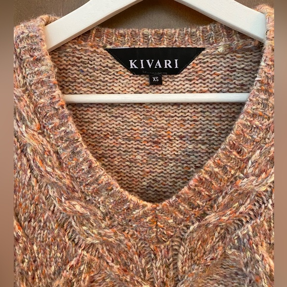 Kivari Cable Knit Sweater - Picture 5 of 6